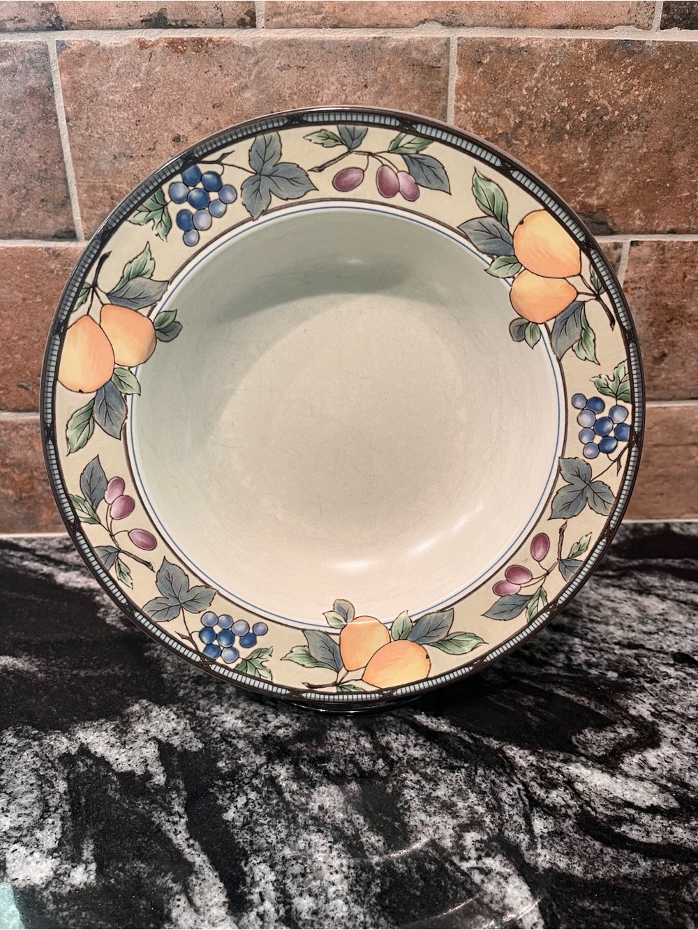 Mikasa Intaglio Garden Harvest Rim Soup Bowls - 5 Bowls